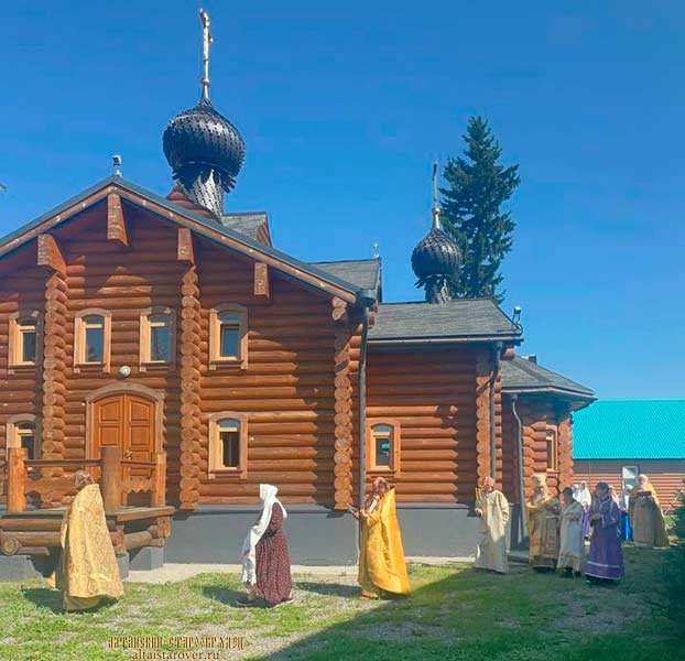 Крестный ход в Горно-Алтайске в 2026 году